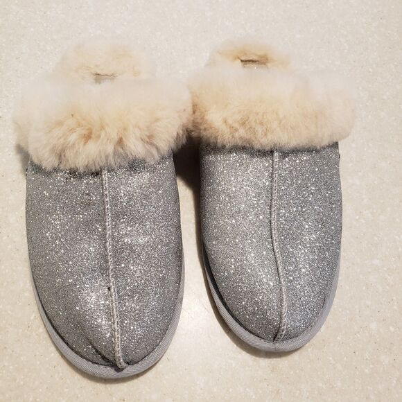 UGG Scuffette Sparkle Slipper Silver Women's Size 9 - Picture 2 of 7